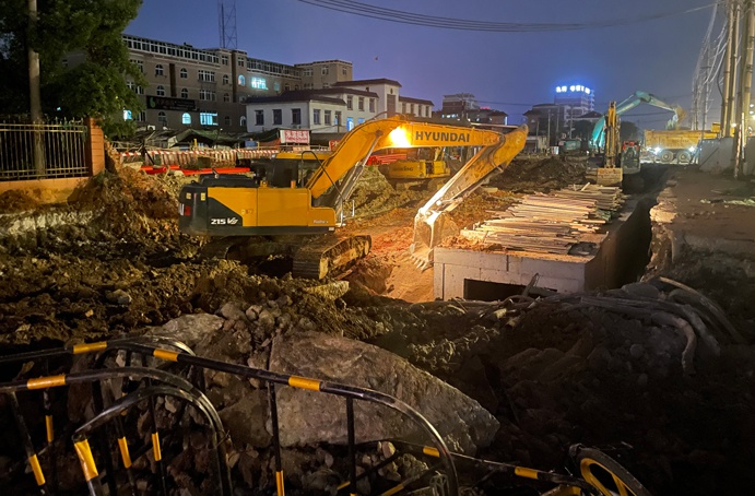 南昌市政建設(shè)集團(tuán)洛陽東路綜合改造工程青山湖大道至高新大道段6911.jpg